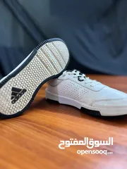  3 Adidas tensaur