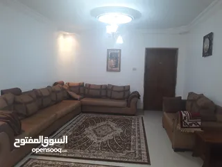  17 # شقة سوبر ديلوكس اربد- ايدون-غرب دوار العيادات.