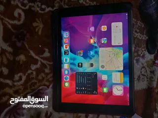  4 ايباد 8 شبه جديد للبيع