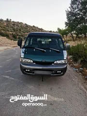  4 باص H100 للبيع بسعر مغري