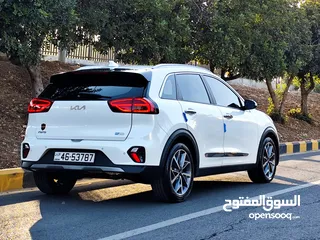  4 كيا نيرو 2022 KIA NIRO HYBRID جمرك جديد وارد كوري فحص كامل بحالة الوكالة