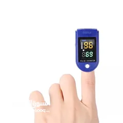  1 جهاز قياس و فحص نسبة الأكسجين بالدم Oximeter يوضع على الاصبع لفحص الاكسجين قياس اكسجين الدم