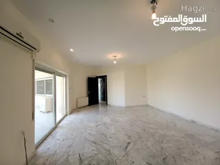  4 شقة غير مفروشة للإيجار 375م2 ( Property 16734 ) سنوي فقط