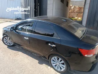  4 كيا فورتي 2009