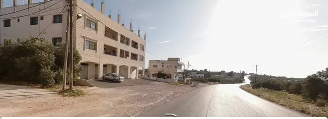  3 عماره مميزه على شارع رئيسي للبيع في بني كنانه