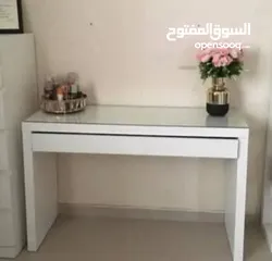  24 غرف نوم ايكيا ماستر سرير وكومدينتين وخزانه وتسريحه للبيع