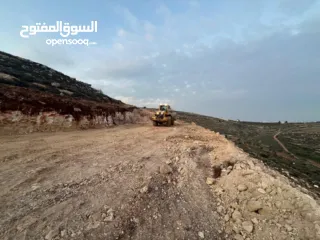  7 قطعة ارض استثمارية