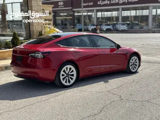  6 تسلا MODEl مج 3 موديل 2021 ستاندر بلس خمري داخل ابيض بحالة الوكاله فحص كامل حرره