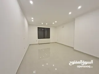  4 شقة فارهة حديثة ، طابق اول مميزة للبيع في ضاحية الامير راشد ، بمساحة بناء 210 م ، وبتشطيبات راقية .