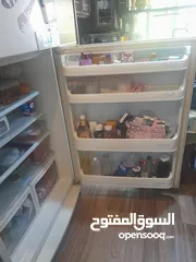  4 ثلاجه LG تعمل بشكل ممتاز و واسعه جداً من الداخل ونظيفه