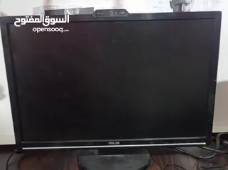  3 ديل مستخدم اقل من شهر شبه جديد مع ماوس وشاشة وكيبورد هدية  للالعاب وللشغل وبسعر ممتاز