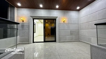  6 شقة جديدة للبيع طابق ارضي مدخل مستقل مع ساحة قصر العوادين