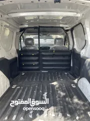  6 بيجو بارتنر 2015 للبيع