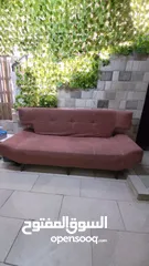  1 صوفا  سجلونة تتحول لكنبة وسرير