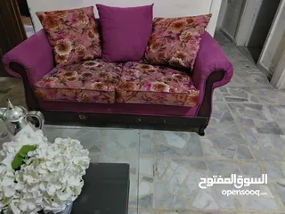  2 مجلس زان اصلي ثقيل.. واسفنج مضغوط عالي 7 مقاعد. وطاولة سفره مع 8 مقاعد