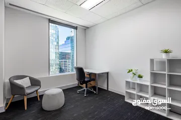  10 Private office space for 1 person in Muscat, Al Fardan Heights