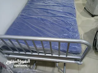  1 سرير طبي للبيع