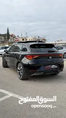  17 سيات ليون ترخيص 2022 محرك 1500 بنزين جير أوتوماتيك 150 حصان