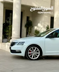  8 سكودا اوكتافيا صالون 2018