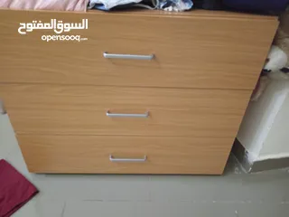 5 اثاث مستعمل بحالة جيدة جدا للبيع
