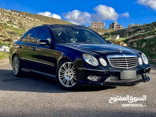  3 MERCEDES BENZ E200