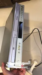  1 جهاز فيديو شريط كاسيت/ جهاز فيديو سي دي