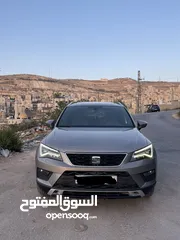  1 سيات اتيكا يد اولى فل مسكر ذهبي وداخلية عسلية