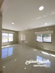  19 شقة ارضية فاخرة 200 متر داخلي و 50 متر خارجي بسعر مميز في شارع السلام مرج الحمام