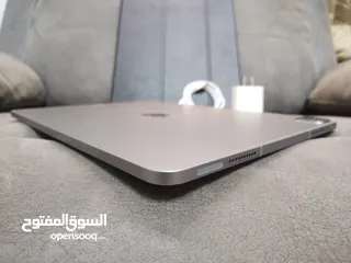  10 ايباد برو  2022 ,M2, حجم الشاشه  12.9 انش يدعم شريحه طبعا الجيل السادس
