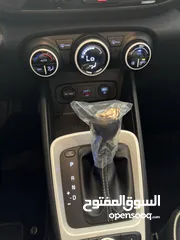  3 هونداي فينو 2020 V-line  الدفع فقط كاش
