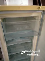  2 فريزر كونتي ست حوارير بحالة ممتازة تبريد ممتاز