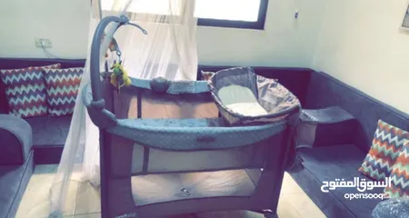  2 سرير اطفال مستعمل بحالة جيدة جداً