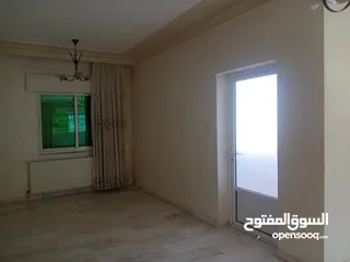  17 شقة للايجار