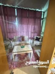  7 شقة طابق اول عدد الشقق بالعمارة 4 شقق
