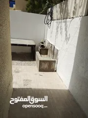  8 بيت عربي للايجار في عجمان منطقه الرميله مع مكيفات