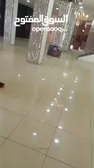  8 مجمع للبيع
