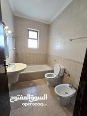  14 دير غبار شقة ارضية طابقية مفروشة للإيجار مع تراس واسع وكراج خاص