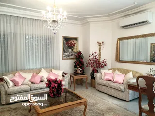  1 الرابية شقة نظيفة مفروشة للإيجار السنوي