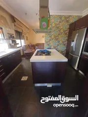  1 شقه فارغه للايجار السابع