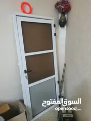  1 باب المنيوم مرتب مش تجاري