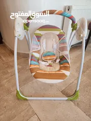  1 كرسي اطفال هزاز عالكهرباء لحد وزن 9 كغ من Mother Care .