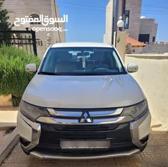  11 ميتسوبيشي أوتلاندر موديل 2018 (قابل للبدل) لون ابيض، دفع رباعي، فحص كامل ومرخصة حديثا لغاية 4/4/2026