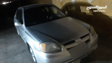 1 هونداي فيرنا 2002 للبيع