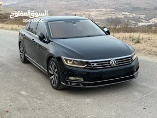  10 باسات R line بحالة الوكالة