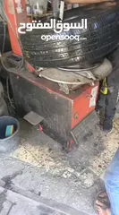 4 بنشر سيارات