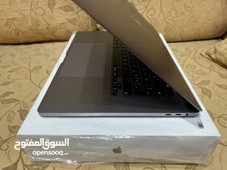  10 Apple MacBook Pro 16“ Intel i9-9980HK 32GB 1 TB AMD Radeon Pro 5500M 4GB Touch Bar