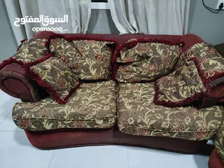  1 كنب مستعمل للبيع 7 أشخاص sofa for sale 7 person