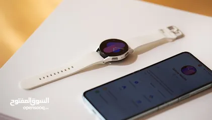  11 Galaxy Z Flip5+ Samsung Galaxy Watch5