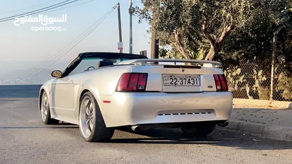  3 Ford mustang classic 2001