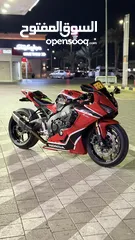  5 دراجةCBR1000RR موديل2017